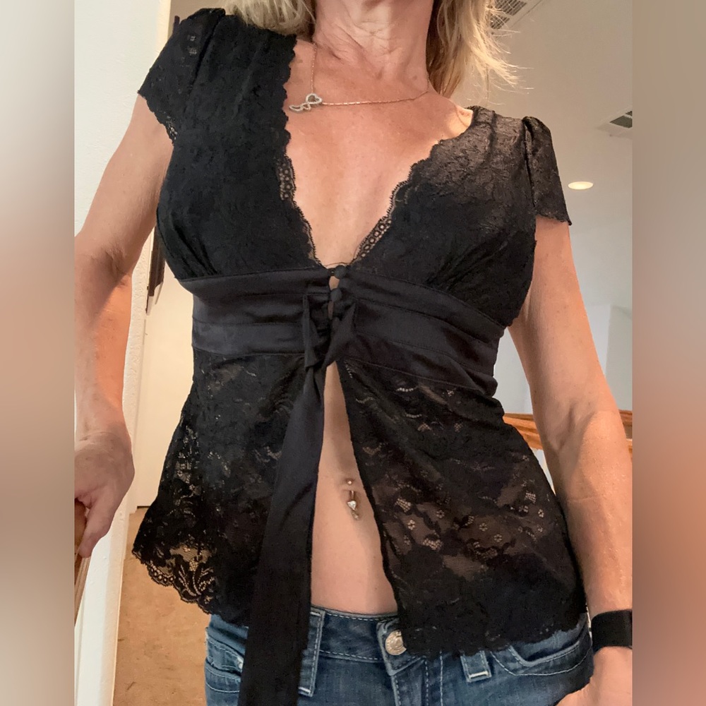 sexy Bebe lace top open style